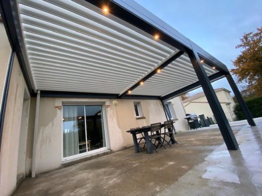 Pergola Bioclimatique à Haute-Goulaine (44115)